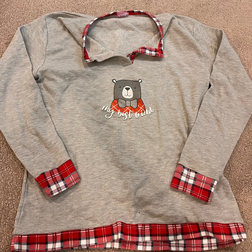 Women’s L, PJ top